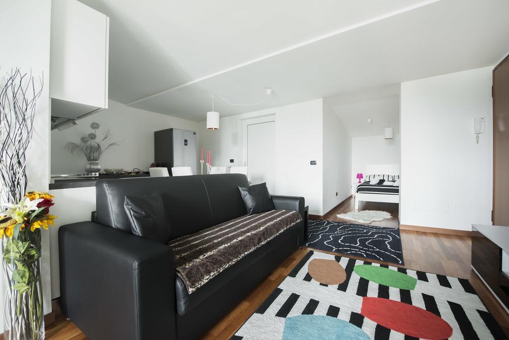 דירות מילאנו New Luxury Attic Santa Giulia Expo מראה חיצוני תמונה