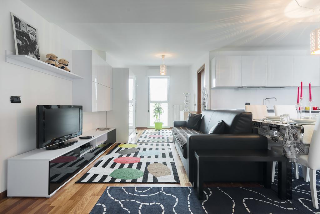 דירות מילאנו New Luxury Attic Santa Giulia Expo מראה חיצוני תמונה
