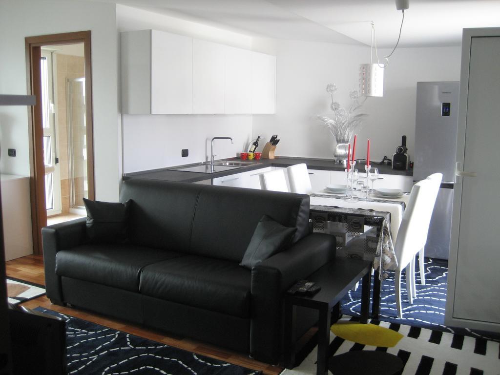 דירות מילאנו New Luxury Attic Santa Giulia Expo חדר תמונה
